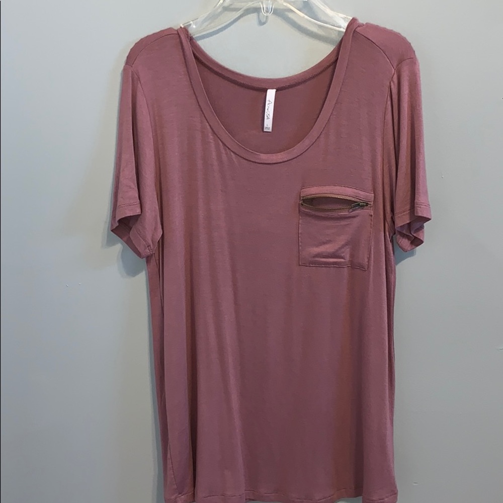 Blush pink Comfy tee